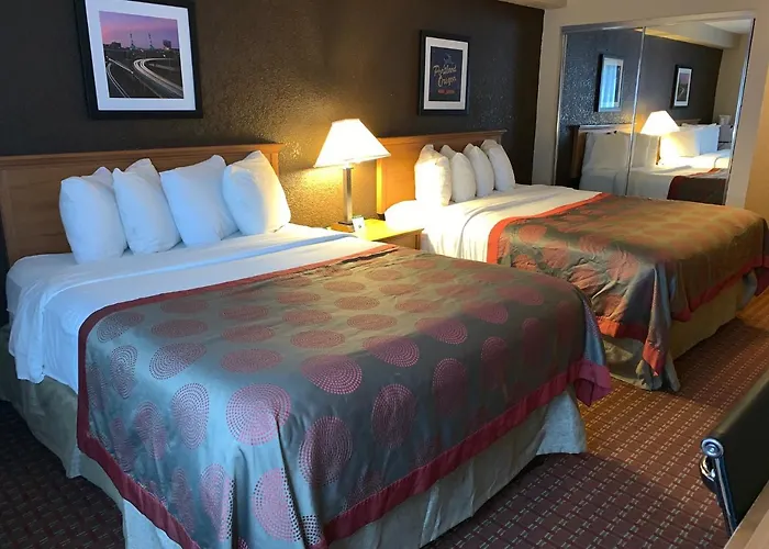 Ramada By Wyndham Portland
