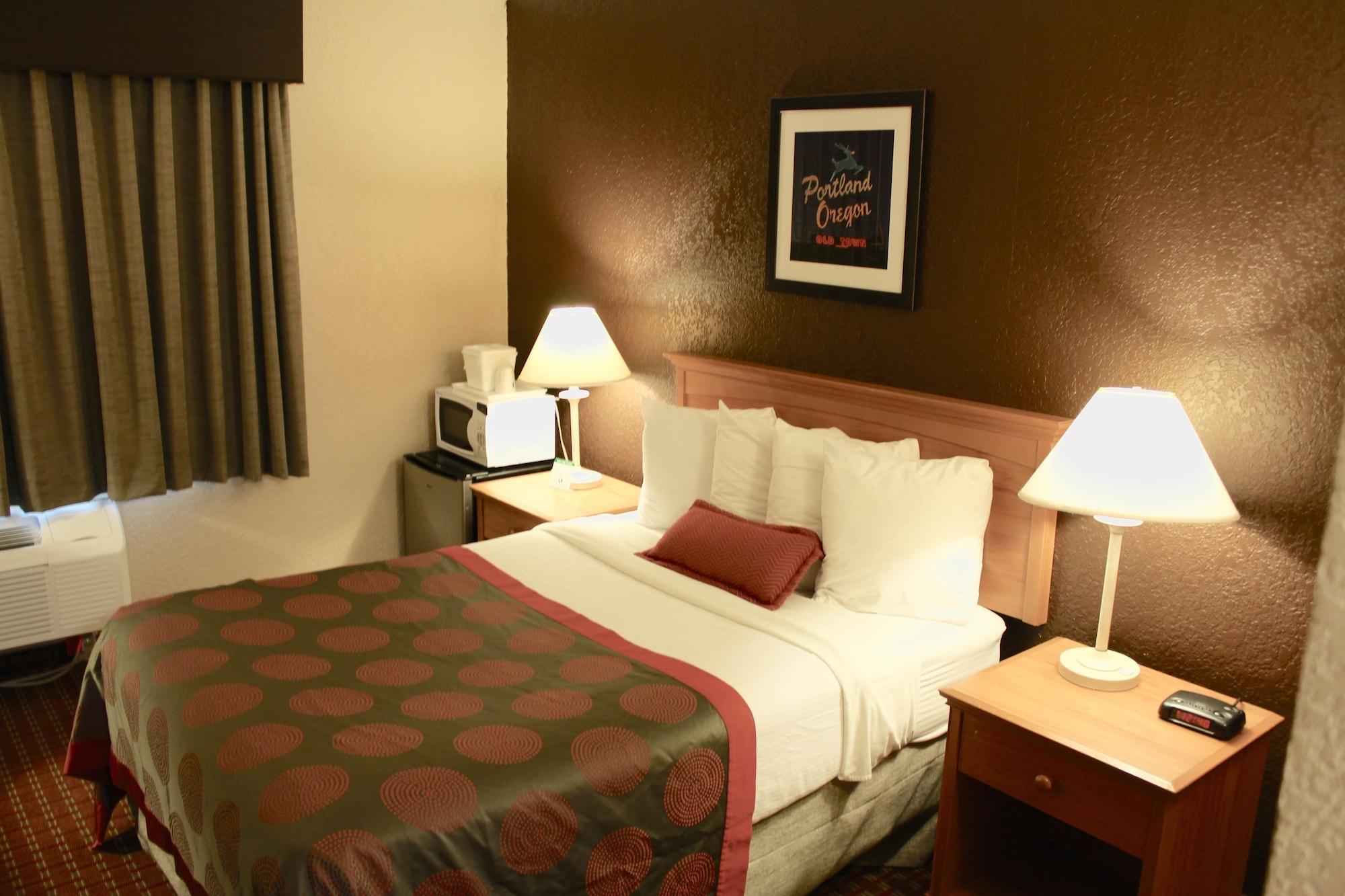 Ramada By Wyndham Hotel Portland