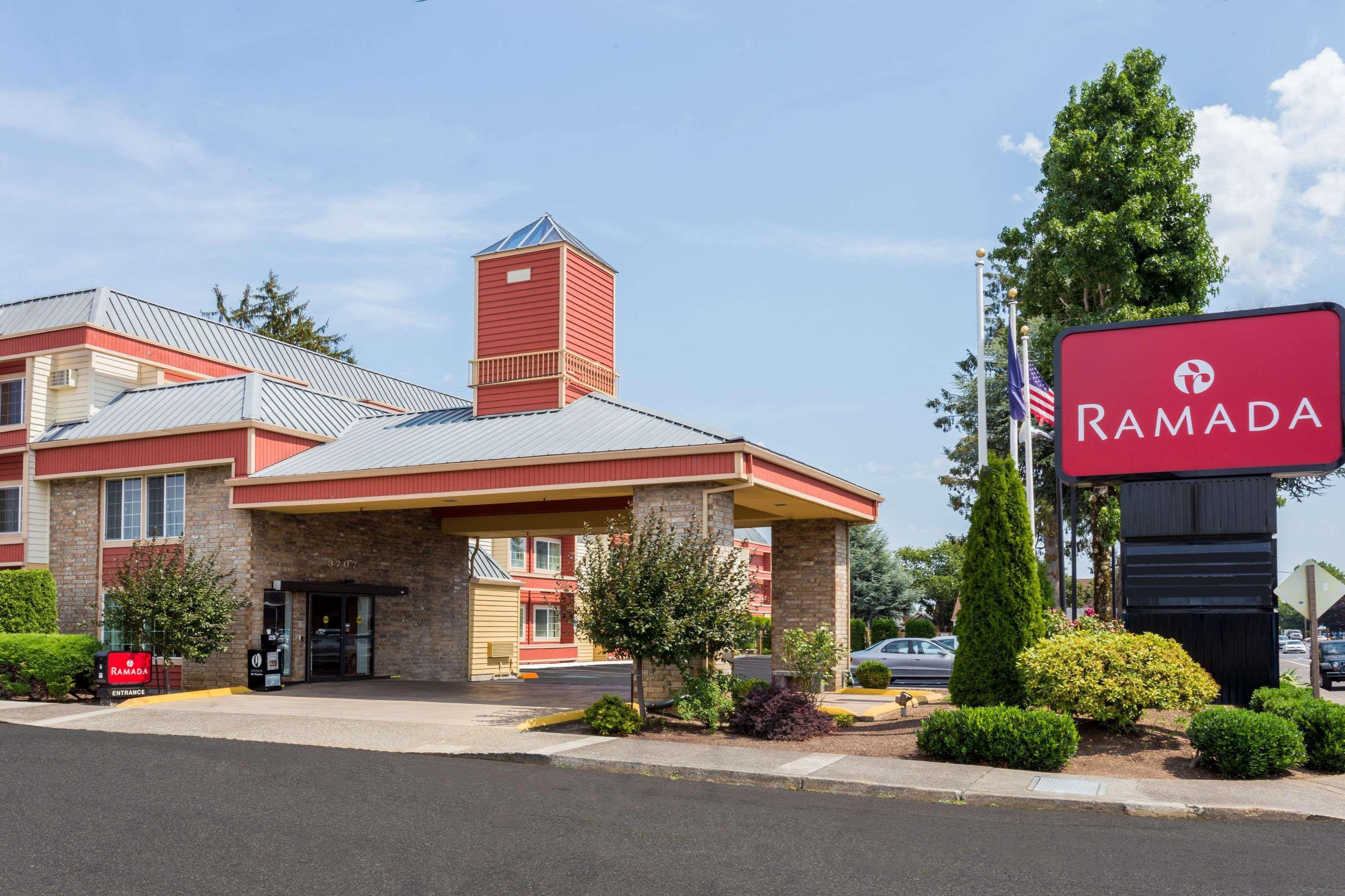 Ramada By Wyndham 3* Portland
