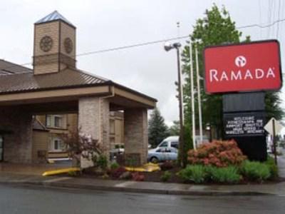 Hotel Ramada By Wyndham Portland