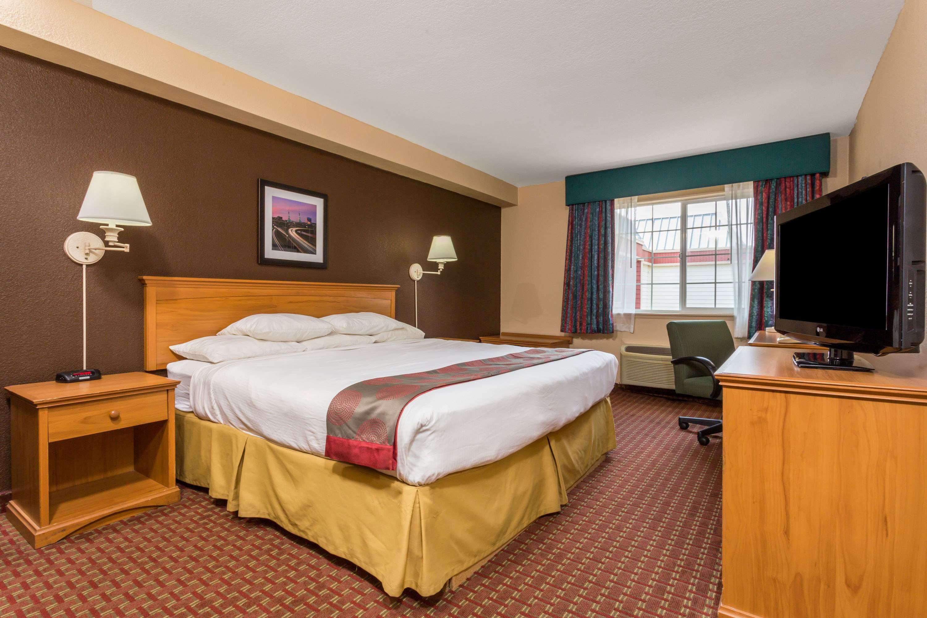 Ramada By Wyndham Portland