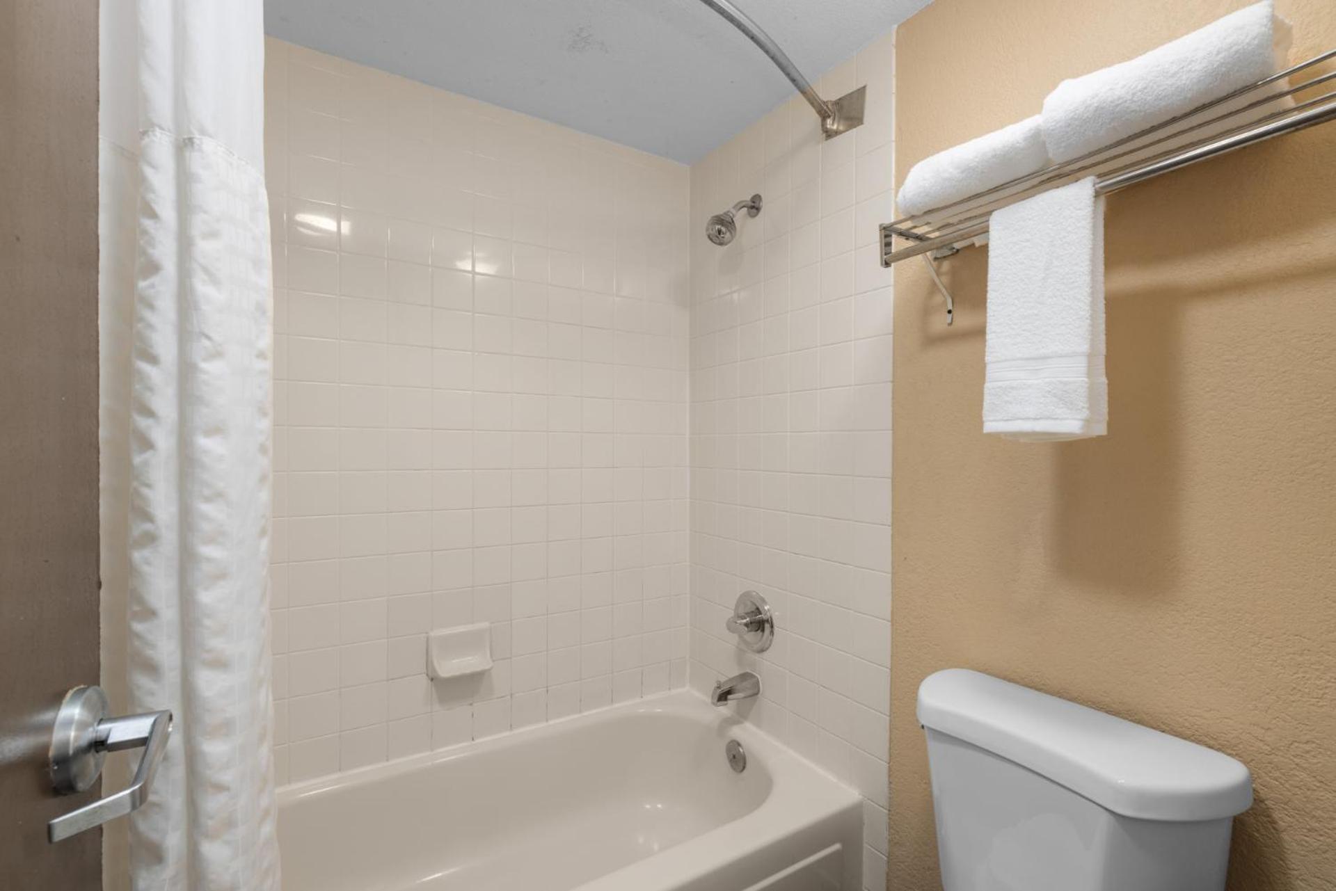 Ramada By Wyndham 3*