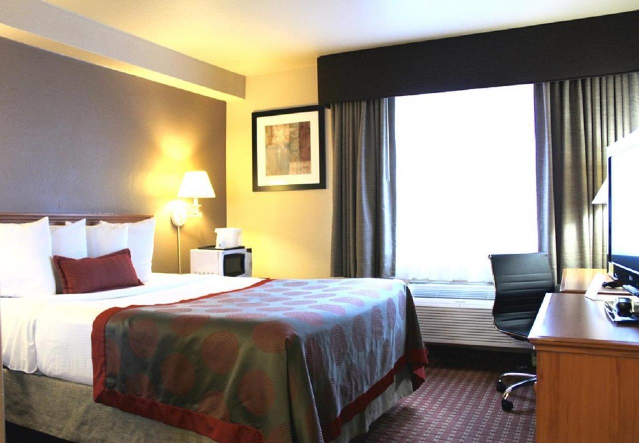 Ramada By Wyndham Hotel