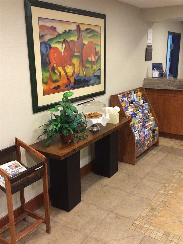 Ramada By Wyndham Hotel Portland